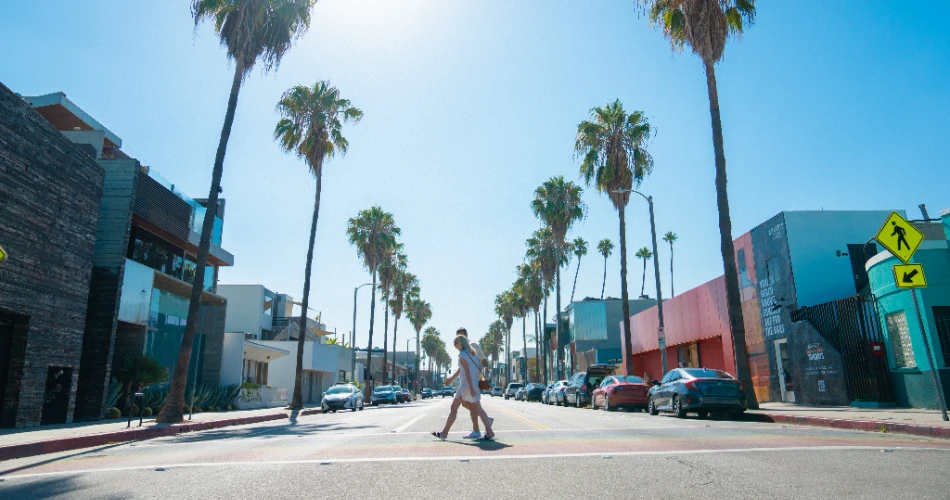 10 Best Places to Go Shopping in LA