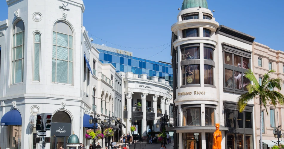 10 Best Places to Go Shopping in LA