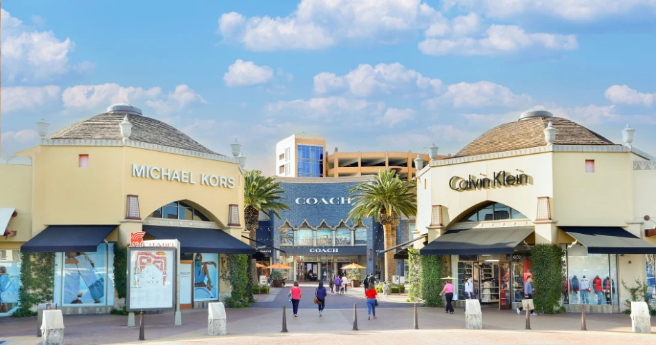 10 Best Places to Go Shopping in LA